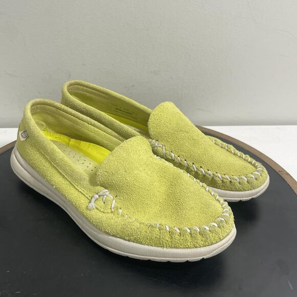 Minnetonka Shoes Womens Size 8 Yellow Suede Slip On Moccasins Comfort Loafers - Picture 2 of 11